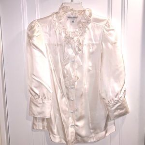 BANANA REPUBLIC Silk Blouse